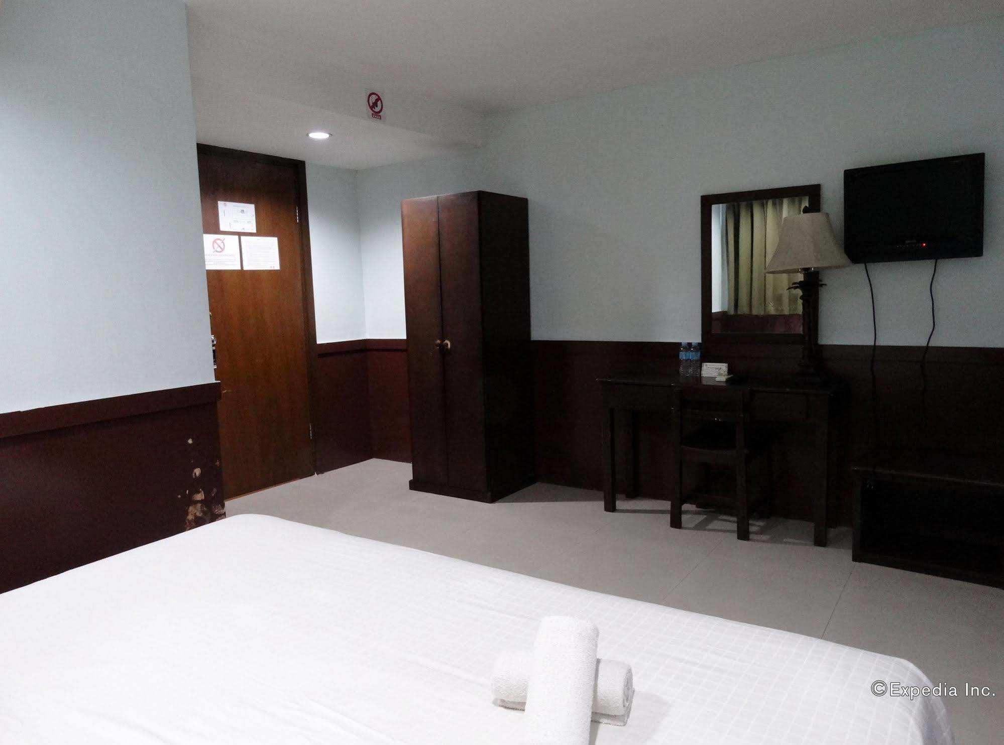 Alu Hotel Davao City Kültér fotó