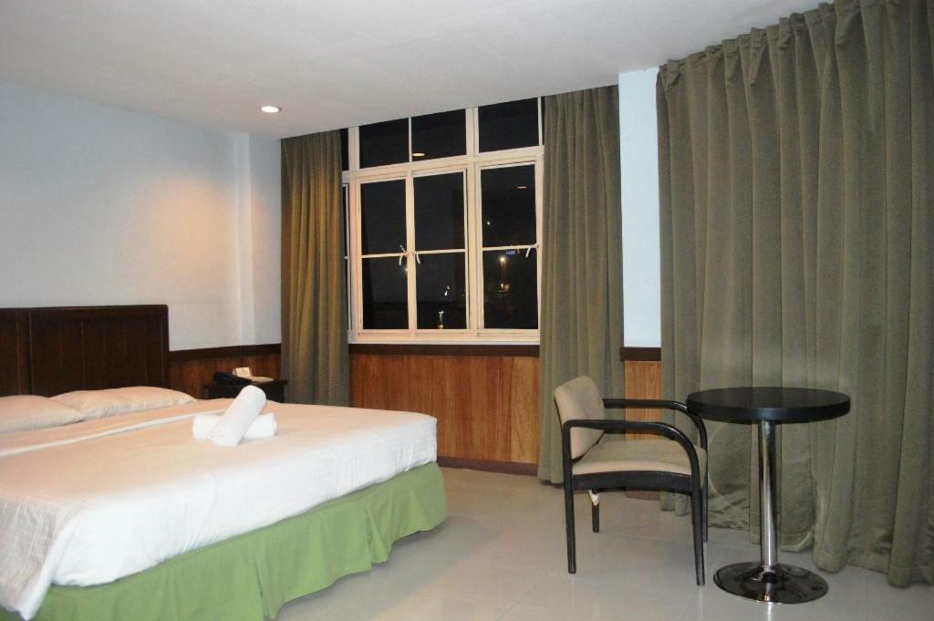 Alu Hotel Davao City Kültér fotó